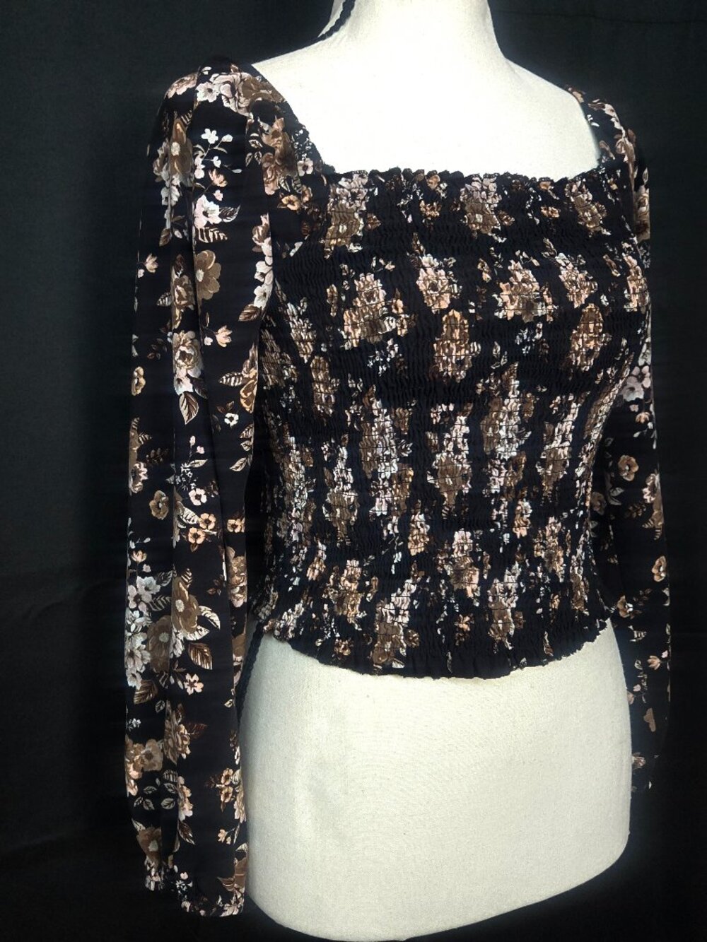 Streetwear Society Crop Top Smocked Black Long Sleeve Cottagecore Whimsy L